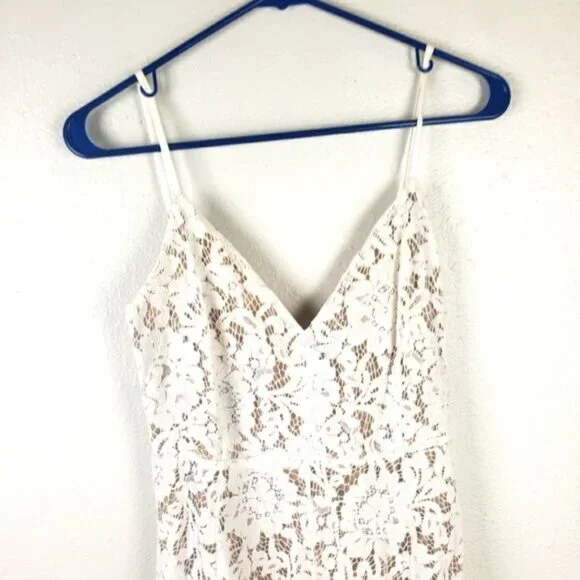 Women's Lulu's Elegant White Nude HI-LOW Lace Dress Size Medium - Picture 7 of 9
